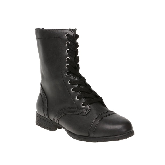Time and Tru Women’s Lace Up Memory Foam Boot New - Picture 6 of 10